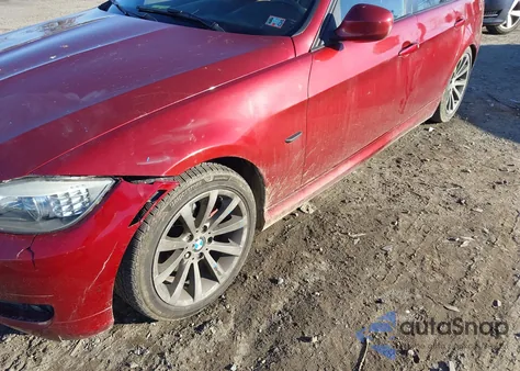 2011 BMW 328I xDrive z USA, uszkodzony, nr VIN WBAPK5G53BNN25872